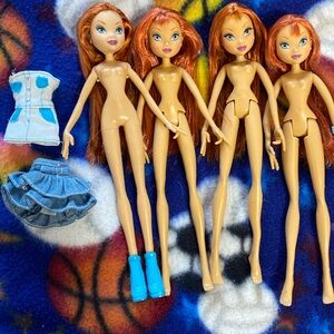 Winx Club doll Bloom lot (4dolls)